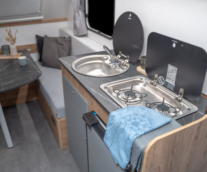 N-Cross-4-osobowy-Dusty-Grey-Marmur-3-scaled